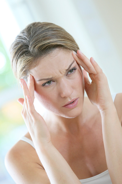 Woman suffering migraine - Foto, Imagen