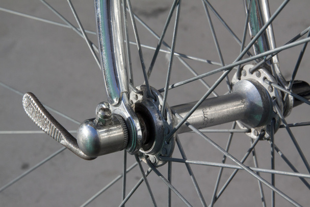 fiets wiel - Foto, afbeelding