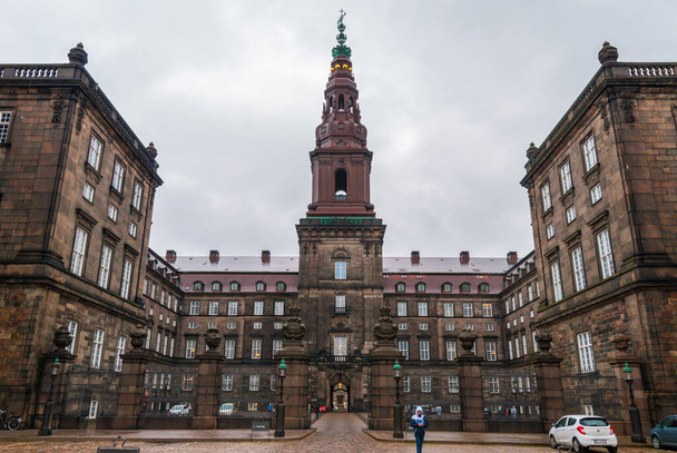 The exterior of Christiansborg Palace, the Parliament in Copenhagen, Denmark - 写真・画像