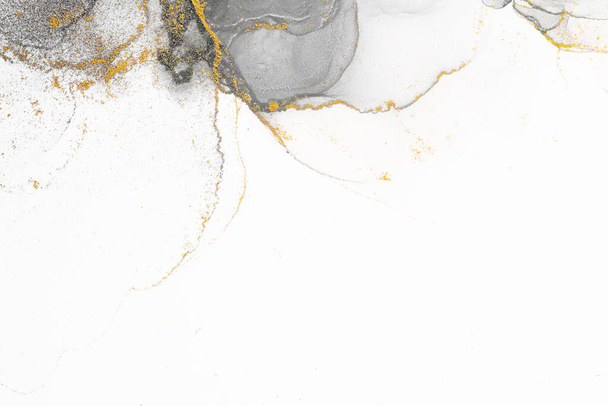 Мармурове чорнило абстрактне мистецтво з ретельно оригінального живопису абстрактного фону. Картина була намальована на високоякісній паперовій текстурі для створення гладкого мармурового фонового візерунка всесвітнього алкогольного чорнила
 . - Фото, зображення