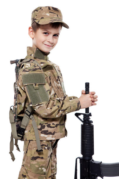 Young soldier with rifle - Valokuva, kuva