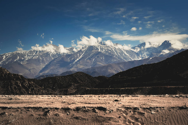 Epic shot of the snowy Andes Mountains, near Uspallata, Mendoza, Argentina. - Foto, imagen