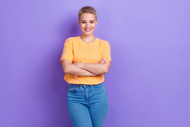 Photo of cheerful positive attractive lovely business lady folded hands wear stylish outfit successful manager isolated on violet color background. - Foto, imagen