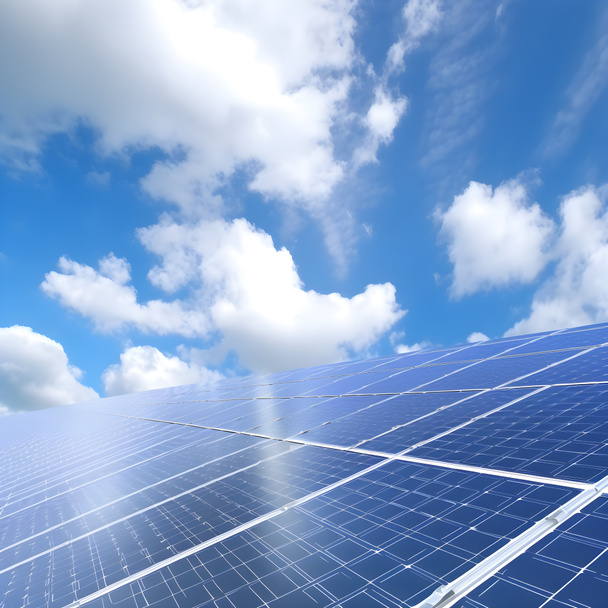 Generatiivinen Ai-kuva. Aurinkopaneelit vastaan syvä sininen taivas. Konsepti luonnon energiaa, puhdasta voimaa ja vihreää. Kopioi tila - Valokuva, kuva