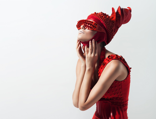 Fashion woman in red - Valokuva, kuva