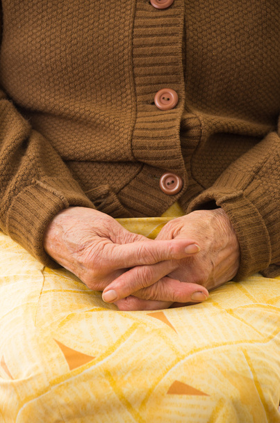 Detailní záběr rukou babiček se modlí - Fotografie, Obrázek
