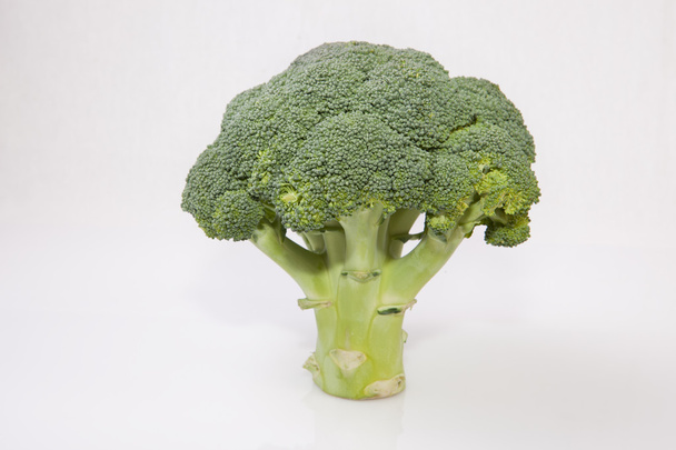 Hele broccoli plant - Foto, afbeelding