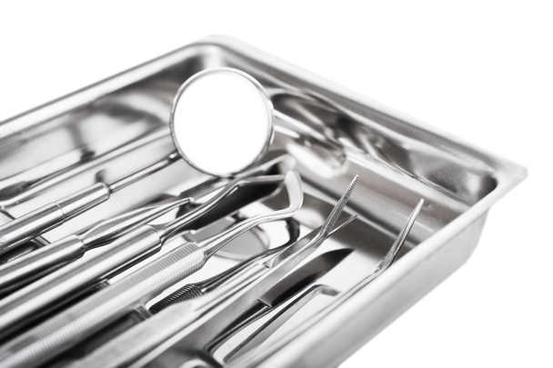 Set dentist tools on tray close up - Foto, Imagem