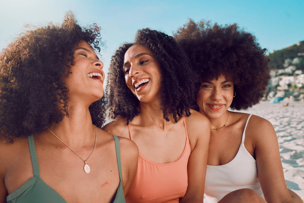 Happy, friends or black woman with smile at the beach for freedom, vacation or holiday in Miami in summer. Travel, fun or group of girls bonding, laughing or comic picnic on sand portrait - Photo, Image