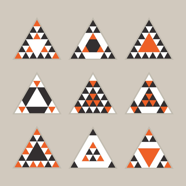 Geometriai narancssárga csempe egyenlő oldalú háromszög ikonok beállítása - Vektor, kép