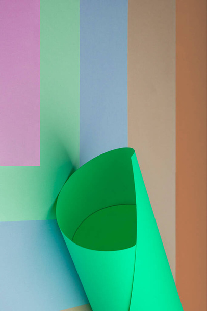 абстрактний фон з різнокольорових паперових листів
 - Фото, зображення