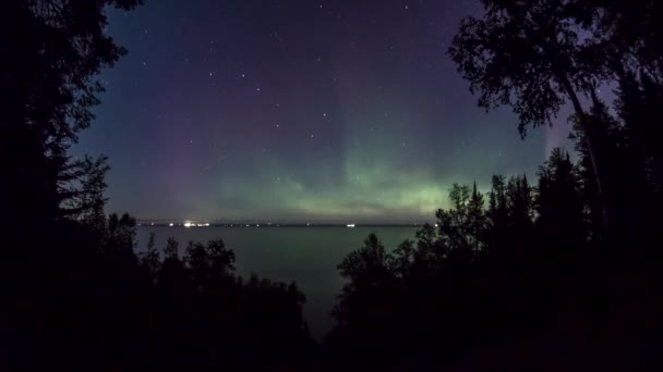 Timelapse Fisheye d'aurore dansant sur le lac Supérieur - Séquence, vidéo