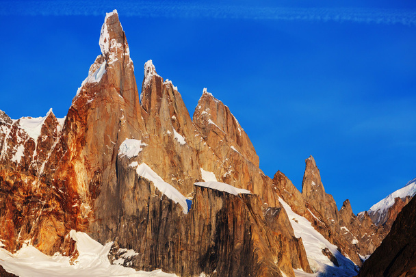 Cerro Torre na Argentina
 - Foto, Imagem