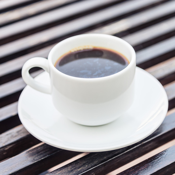 taza de café sobre mesa de madera - Foto, Imagen