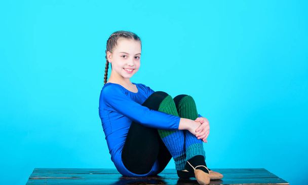 Relaxation exercises. success. Childhood activity. Fitness diet. Energy. Acrobatics gym workout of teen girl. Sport and health. Gymnastics. Happy child sportsman. Staying fit and healthy. - Фото, зображення