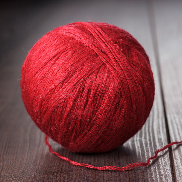 red ball of threads - Foto, Bild