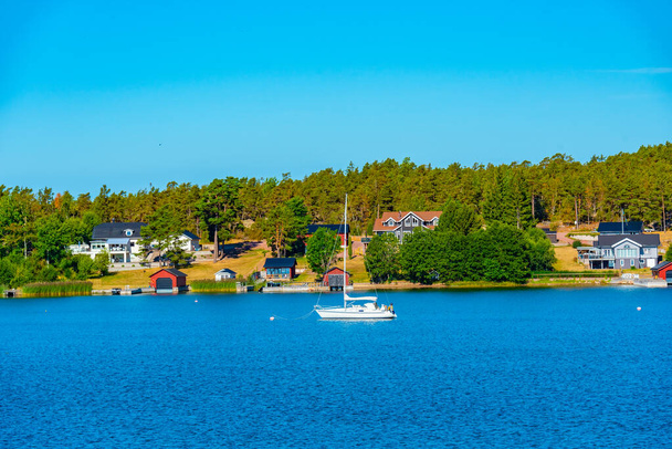 Seaside view of vacation houses at Mariehamn, Finland. - Foto, afbeelding