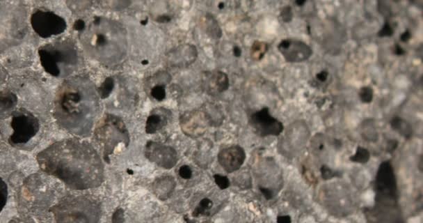piedra pómez porosa gris como roca ígnea volcánica
 - Metraje, vídeo