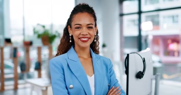 Face, business woman and smile with arms crossed in office, pride for call center career or job. Portrait, professional and happy, proud and confident female telemarketer or person from South Africa - Footage, Video
