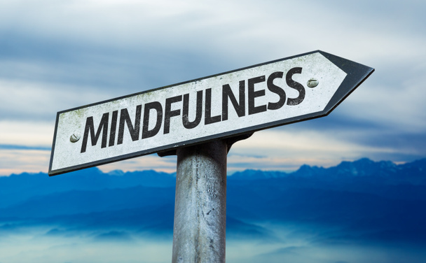 Texto: Mindfulness en el signo
 - Foto, imagen