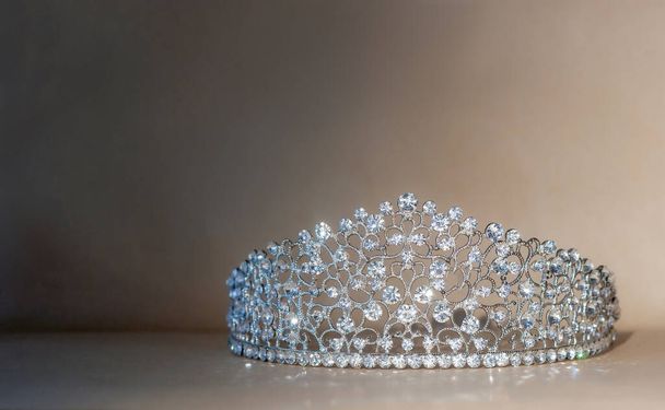 Királyi esküvői diadém, hercegnő korona, tiara - Fotó, kép