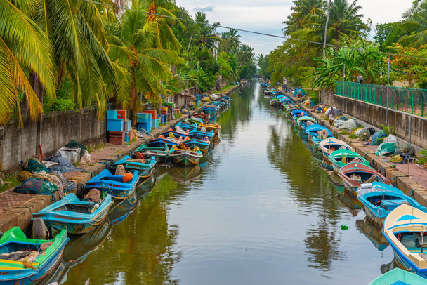 Colorful boats mooring at the dutch canal in Negombo, Sri Lanka. - Zdjęcie, obraz