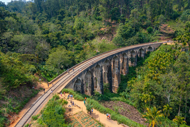 The Nine Arches Bridge near Ella, Sri Lanka. - Φωτογραφία, εικόνα