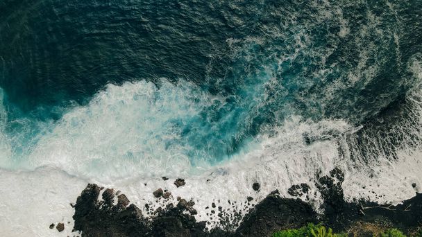 Vista aérea da costa da praia no Havaí, EUA. Foto de alta qualidade - Foto, Imagem