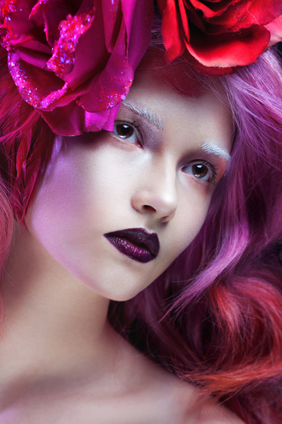 beautiful girl with pink hair - Foto, afbeelding