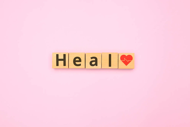 Esta frase sugere que os tratamentos médicos são benéficos para a cura e melhoria da saúde, levando a uma melhor qualidade de vida - Foto, Imagem