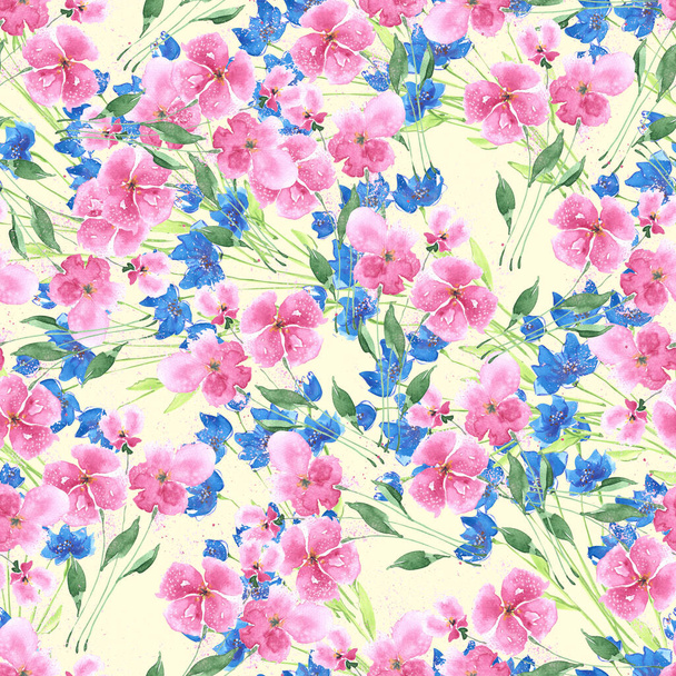 Watercolor seamless pattern with hand drawn spring pink and blue flowers on cream background. - Foto, Bild