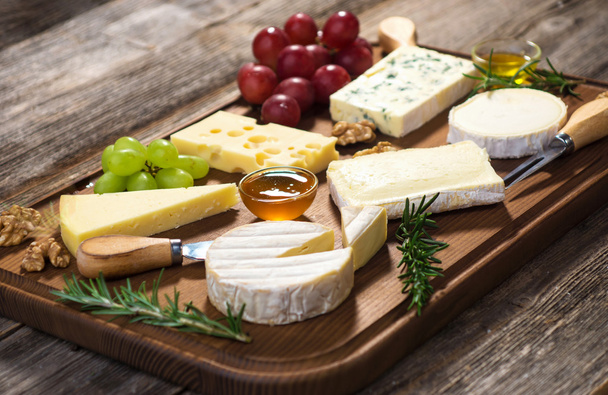 Various types of cheese - Valokuva, kuva