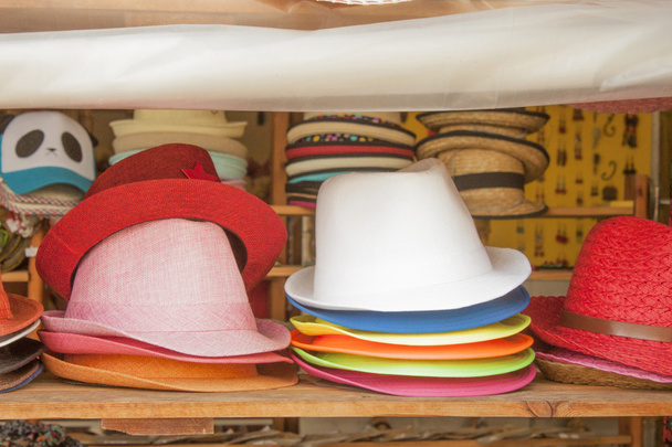 mercado de chapéu
 - Foto, Imagem