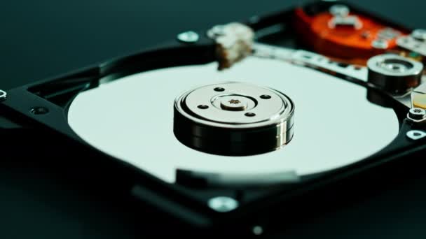 Koncepcja naprawy komputera Zbliżenie laptop płyta główna Konserwacja dysku - Materiał filmowy, wideo