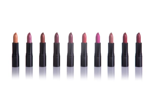 Verzameling van lippenstiften in trendy kleuren - Foto, afbeelding