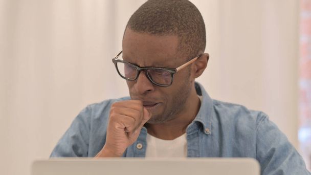 Close Up of African Man having Coughing Working on Laptop - Fotografie, Obrázek