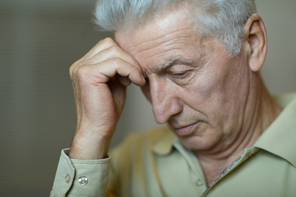 Elderly man with  headache - Foto, Imagen