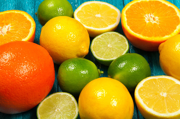Assortment of citrus fruits - Foto, Bild