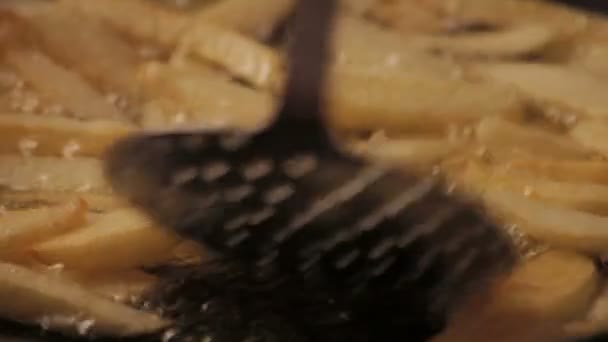 Batatas fritas cozinhar
 - Filmagem, Vídeo