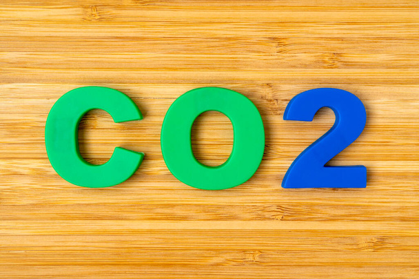 Lettering CO2 made from color plastic letters. Symbol or education of chemistry and science   - Foto, Imagem