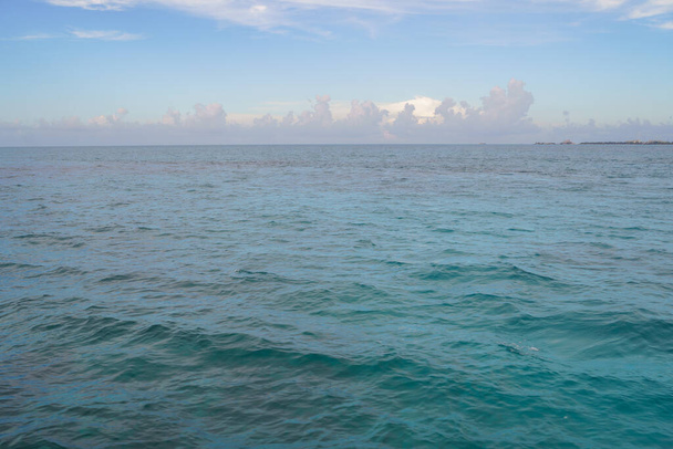 Карибское море в Мексике, в штате Кинтана-Ру - Фото, изображение