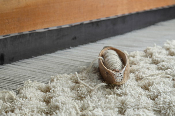 Herramienta de telar de tejido de madera
 - Foto, Imagen