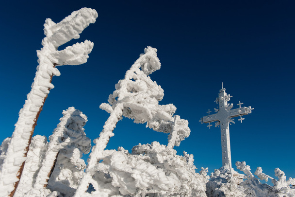 Estância de esqui Sheregesh, distrito de Tashtagol, região de Kemerovo, Rússia
 - Foto, Imagem
