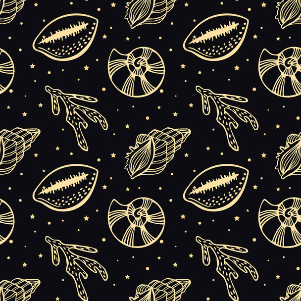 Бесшовный рисунок золотых морских раковин и морских коньков на черном фоне со звездами. Мистический фон, текстиль, вектор - Вектор,изображение