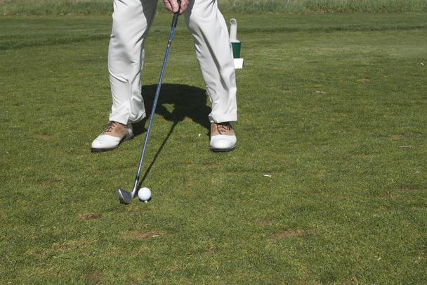 Golfer Teeing Off - Φωτογραφία, εικόνα