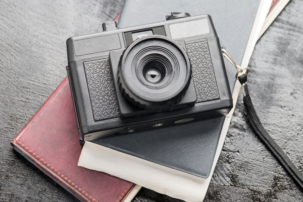 Ретро камера і щоденник
 - Фото, зображення