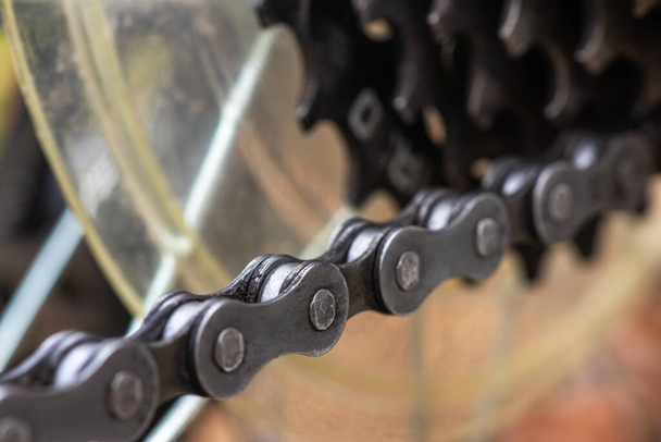 Макро-снимок цепи горных велосипедов. close up. - Фото, изображение
