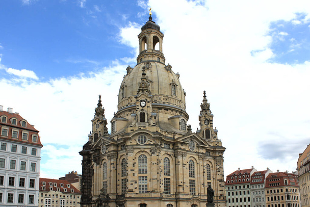ルーテル教会、ドイツのドレスデンの聖母教会 - 写真・画像