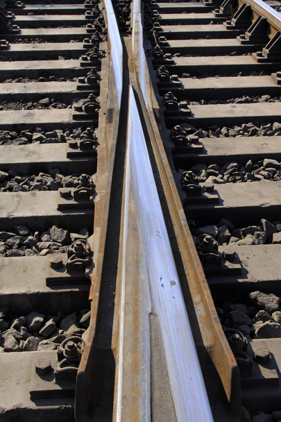 roestige rails - Foto, afbeelding