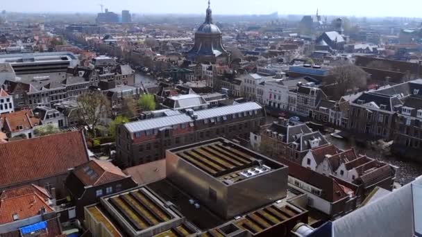 Vista aérea de Leiden, Países Bajos. .. Imágenes de alta calidad 4k - Metraje, vídeo